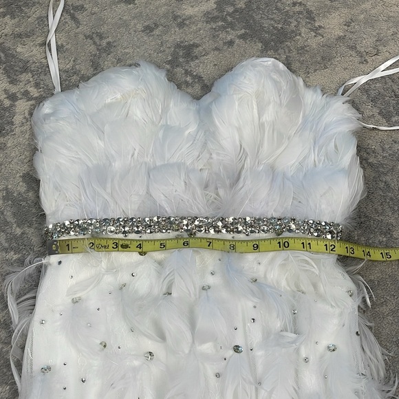 NWT Mac Duggal White Feather Rhinestone Sweetheart Strapless Gown Dress Wedding - Picture 12 of 17